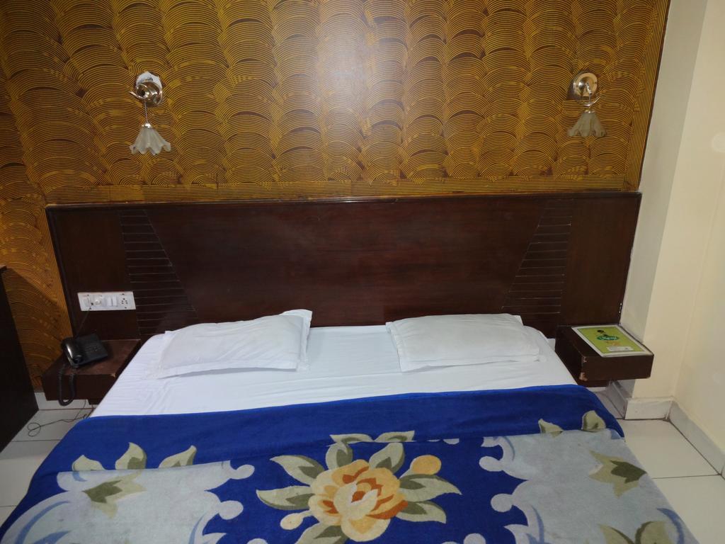 Hotel Elegant International Neu-Delhi Exterior foto